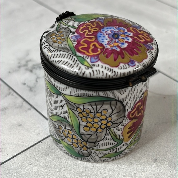 Vintage Limoges Box Pient Main France Genuine Authentic Trinket Box Stamp 1989 - Picture 2 of 5